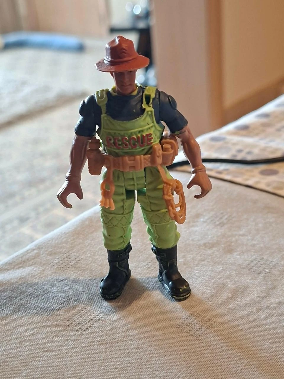 Speelgoedfiguurtje / Ranger genaamd 'Chip'